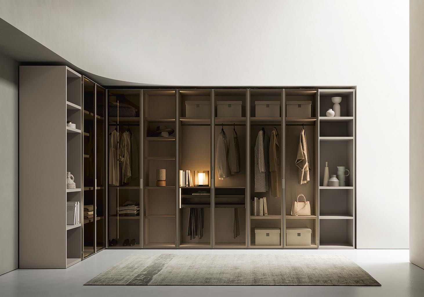 Alf DaFre Poker wardrobe
