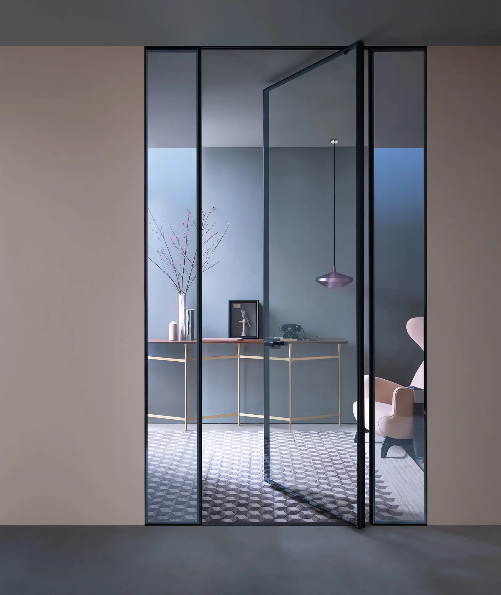 Lualdi Shoin pivot door